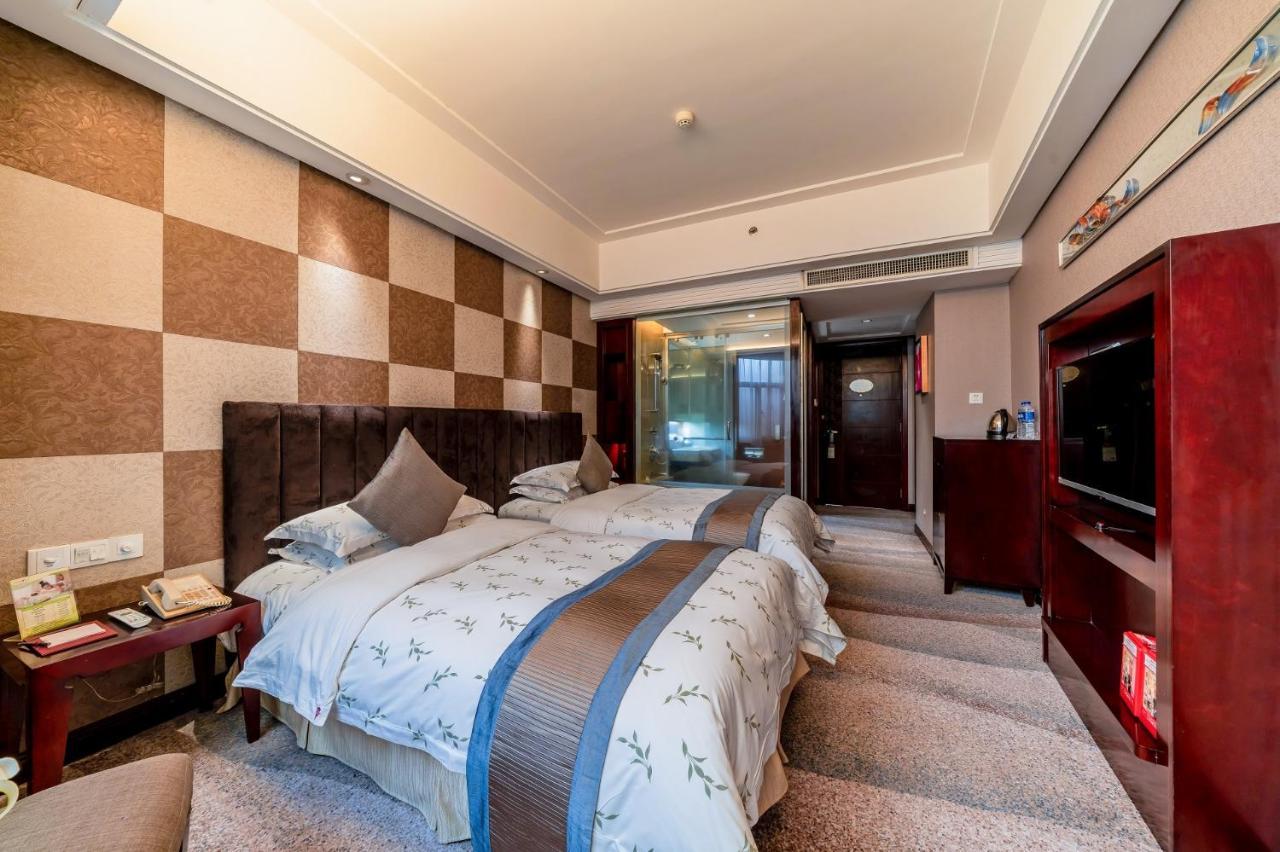 Goodview Hotel Sangem Zhangmutou מראה חיצוני תמונה