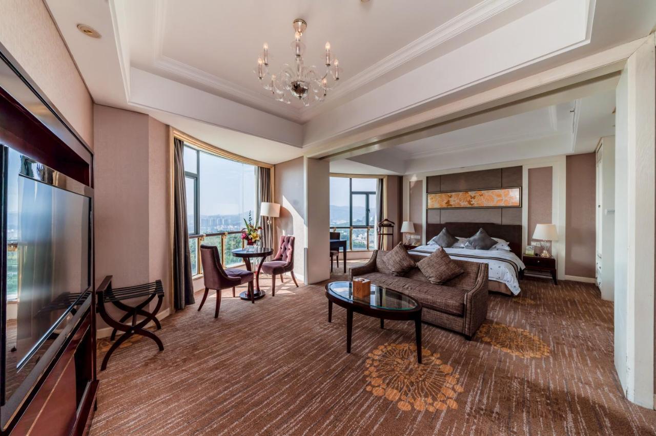 Goodview Hotel Sangem Zhangmutou מראה חיצוני תמונה